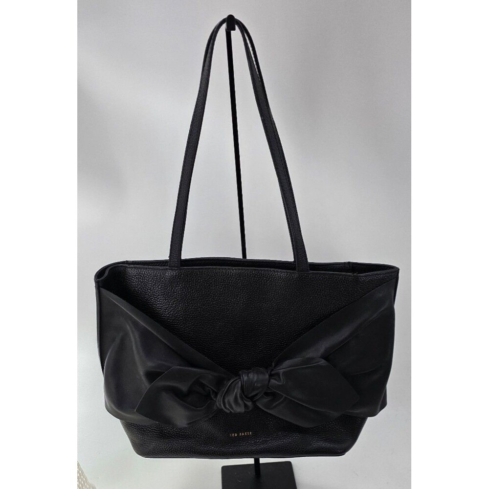 Ted Baker London Diiana Soft Knot Leather Shopper in black
